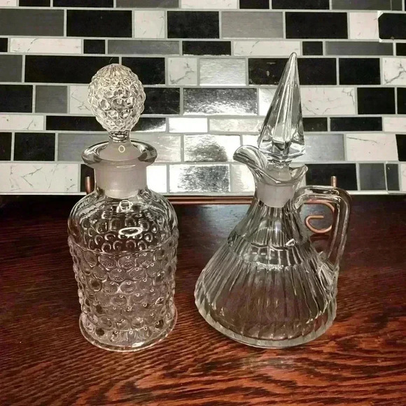 Vintage Heisey Clear Elegant Glass Cruet stopper thumbprint column triangular - Picture 9 of 9